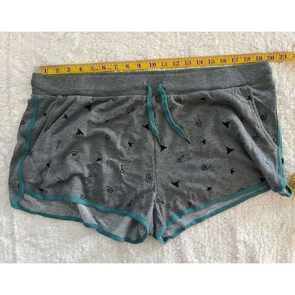 Her Universe Destination Disney Icons Girls Soft Shorts Plus Size 1 - Picture 5 of 8